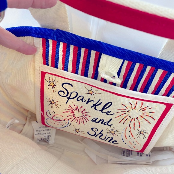 Brighton ~ Red, White & You Mini Tote with hearts! NWT - Picture 4 of 4